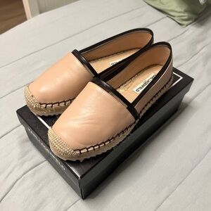 Karl Lagerfeld Alaina Espadrille Tan with Black Trim Espadrilles. Sz 8 Like new!